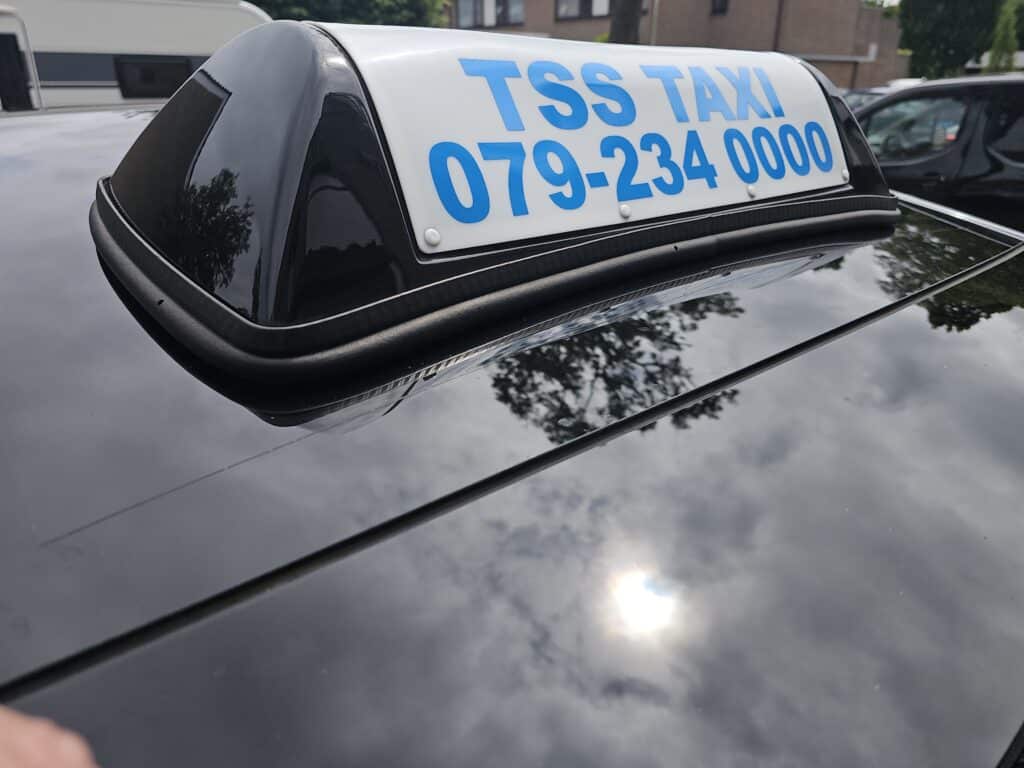 Taxibord Tesla Y Taxi